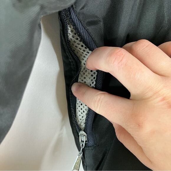 Arctic Wear | Men's Vintage Black & Green Belted Coverall Snowsuit M TALL - Picture 6 of 10